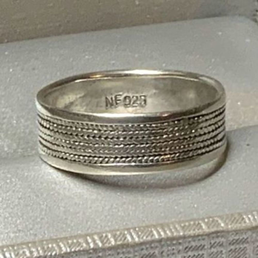 Artisan Hand Crafted VTG Rope Tread Wide Band Signed 925 Sterling Silver Ring